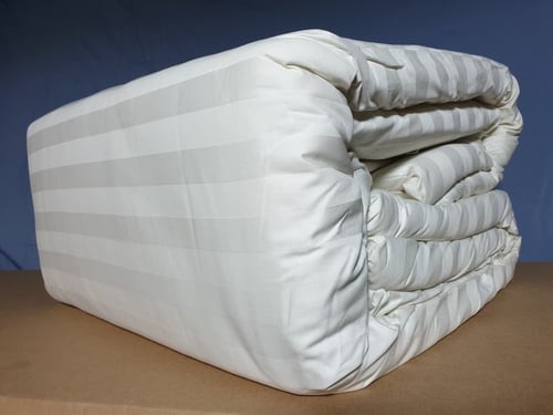 مفرش فنادق أوليفيا سكري بحشوة منفصلة قطن 100% صيفي...