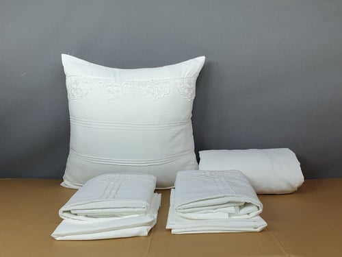 مفرش ريفال دانتيل محفور أبيض صيفي مزدوج