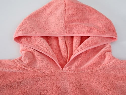 روب حمام أطفال مقاس 9/11 سنه لون زهري