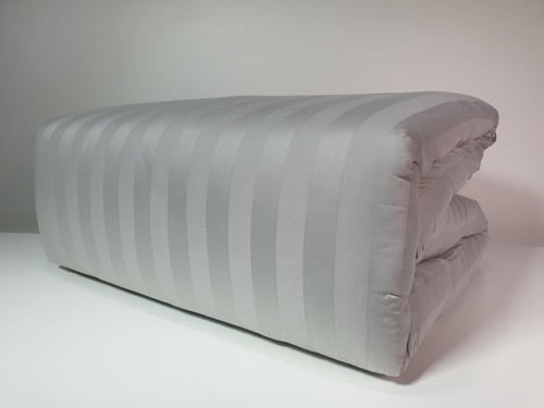 مفرش فنادق أوليفيا رصاصي فاتح بحشوة منفصلة قطن 100...