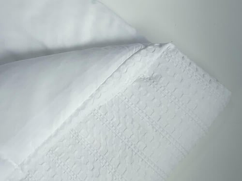 مفرش جولي لون أبيض صيفي مزدوج