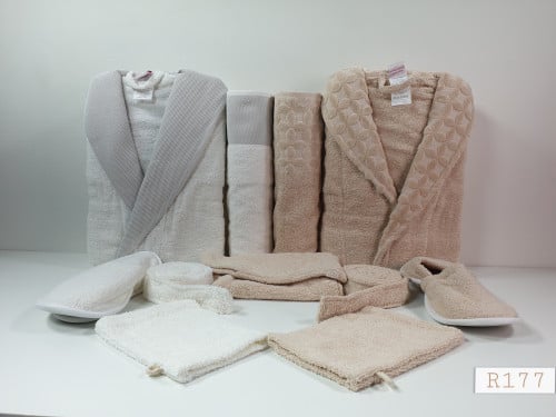 طقم أرواب توباك لون سكري وبيج 11 قطعة