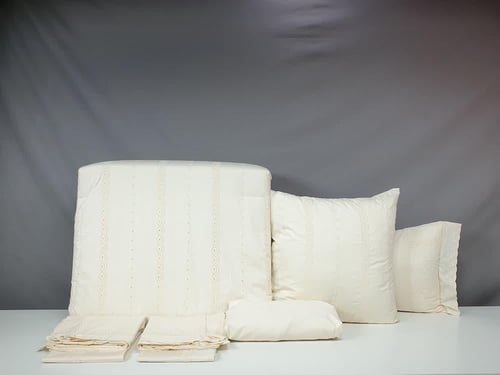 مفرش روعه بيج فاخر مطرز 8 قطع صيفي مزدوج