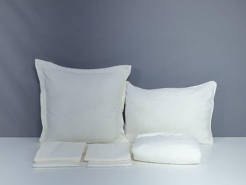 مفرش نيوم لون سكري 8 قطع صيفي مزدوج