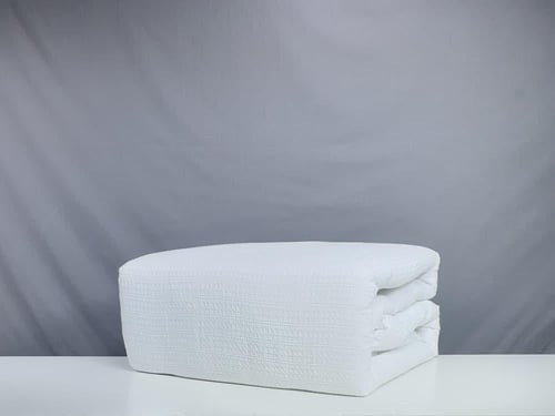 مفرش جولي لون أبيض صيفي مفرد ونصف