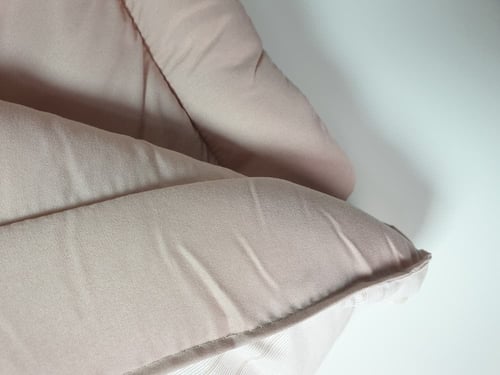 مفرش هوتيل فندقي مقلم لون لحمي صيفي مزدوج