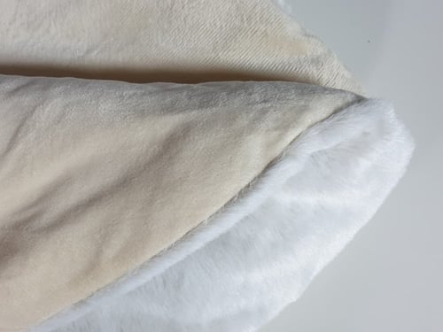 مفرش تالا فرو لون أبيض شتوي مزدوج