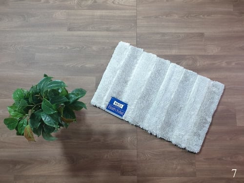 سجادة أرضية فرو ومايكروفايبر 100% مقاس 50*80 cm