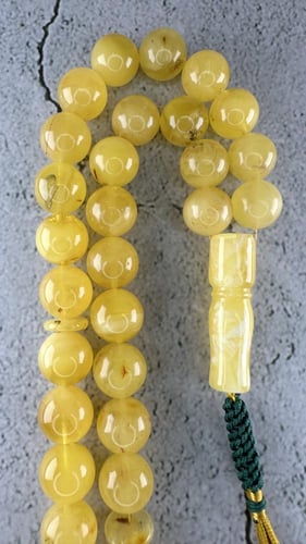 كهرمان كلينغرادي مميز