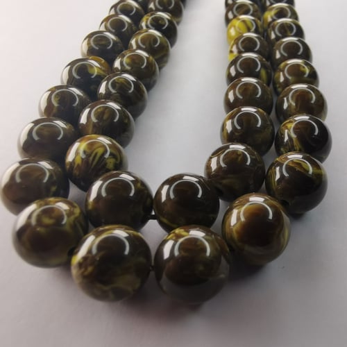 بكلايت بني مموج أصفر