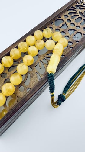 كهرمان كلينغرادي مميز