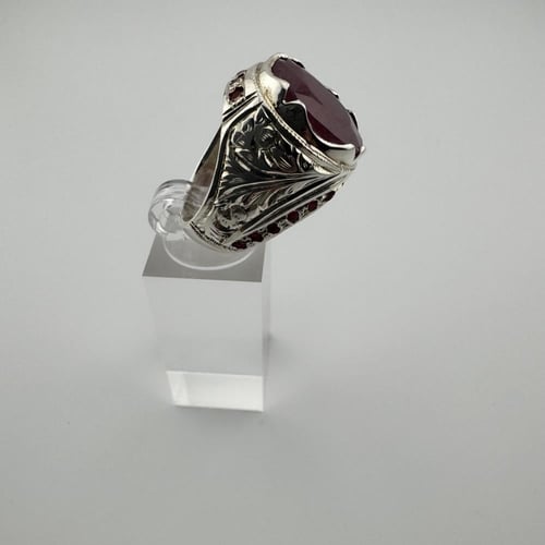 خاتم الياقوت الأفريقي