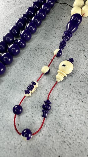 بلياردو بنفسجي مع ابيض