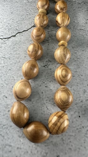 خشب الزيتون 33