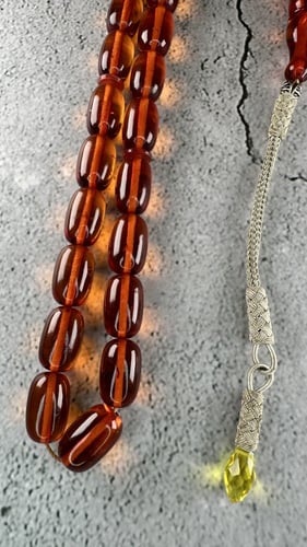 فاتوران عسلي قصة الصنوبر