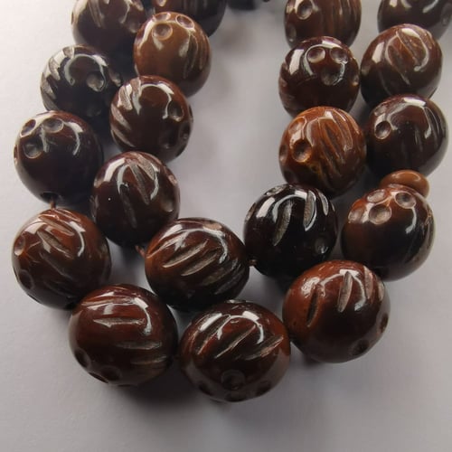 سبحة الكوك المنقوش