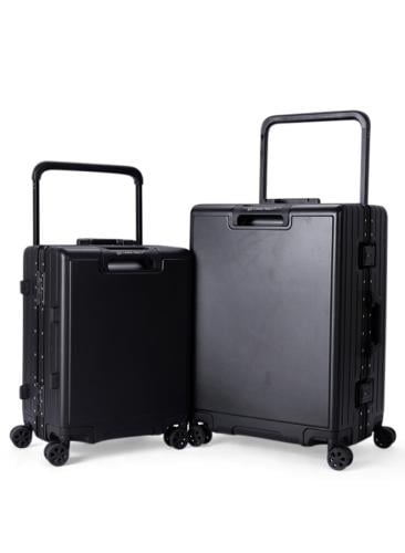 طقم شنط سفر من ليمرا مصنوع من مادة البولي كربونات...