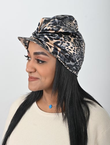 كاب كسرات قماش مشجر ناعم من بلاك وينج: الأناقة وال...