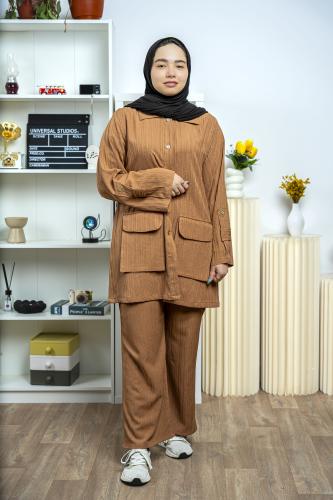 طقم قطعتين موديل إيطالي – أناقة عملية مريحة للسفر...