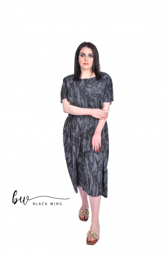 فستان مطبوع من بلاك وينج