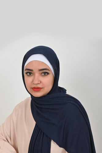 حجاب قطن مخطط من بلاك وينج – تصميم عصري يواكب المو...