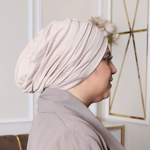 توربان قطعتين بإغلاق لصق - لون بيج من بلاك وينج