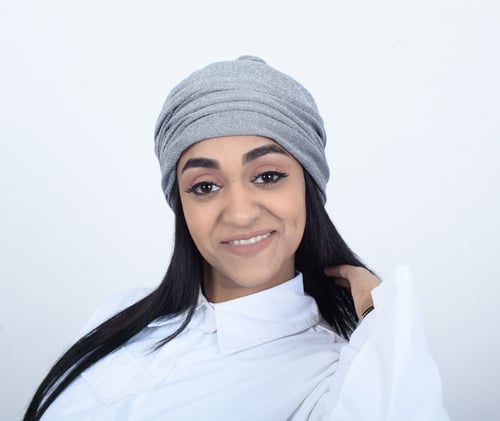 توربان آسيا متعدد الثنيات من بلاك وينج – قصة أناقة...