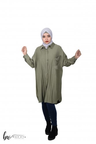 من بلاك وينج بلوزة بقصة واسعة