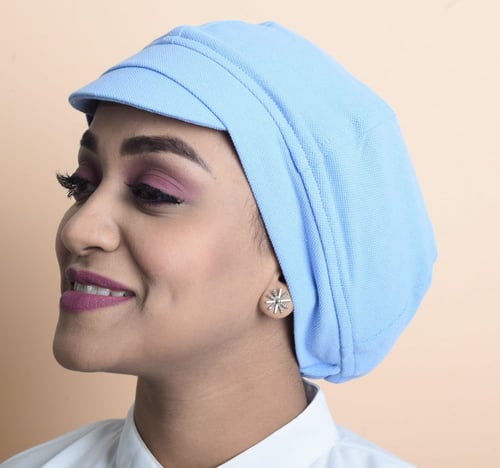 كاب قماش لاكوست من بلاك وينج: الأناقة والراحة في ت...