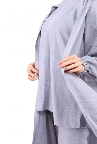 طقم السفر النسائي راحة وأناقة بكل خطوة