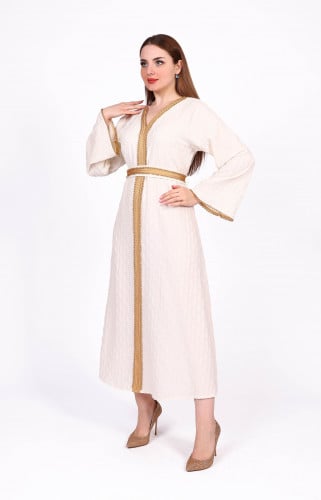 جلابية ناعمة من بلاك وينج