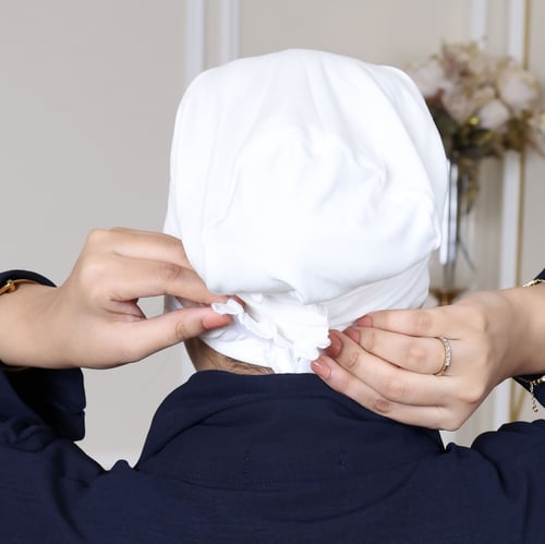 توربان قطعتين بإغلاق لصق من بلاك وينج – الأناقة ال...