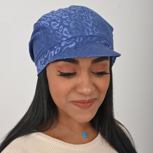 كاب كاجوال مورد من بلاك وينج: مزيج من الأناقة والب...