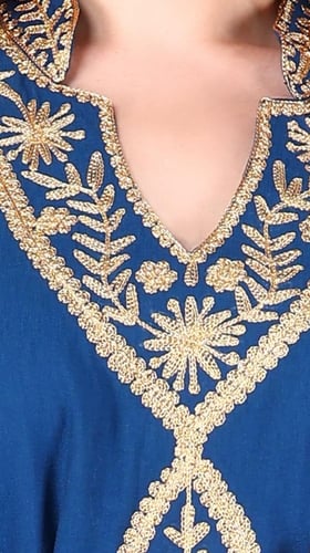 جلابية مميزة بتطريز فاخر وأنيق