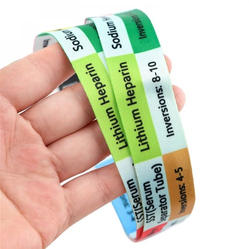 حامل بطاقة طبي