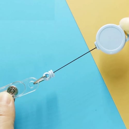 حامل بطاقة بألوان جميلة