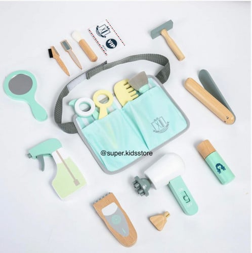 صالون الحلاقة الخشبية