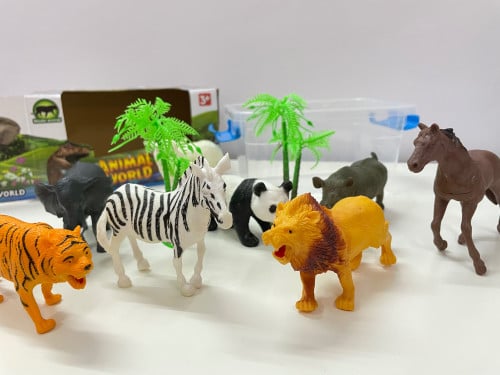 صندوق عالم الحيوانات