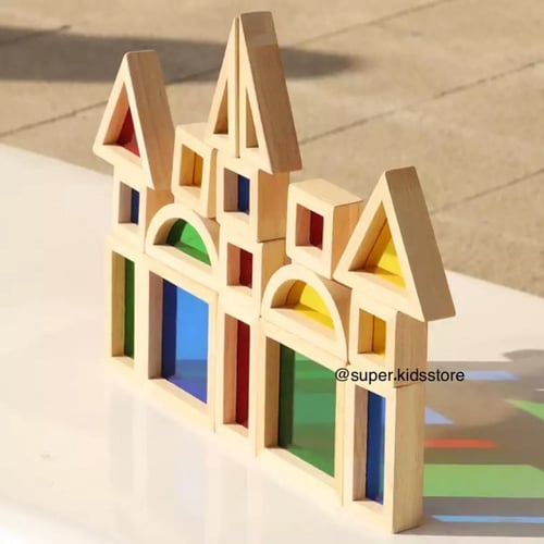 المكعبات الخشبية الملونة