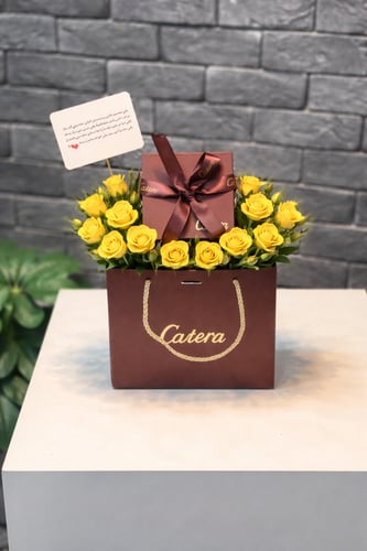 باقة هدية رجالية مميزة ورد طبيعي جذابة مع ساعة رجا...