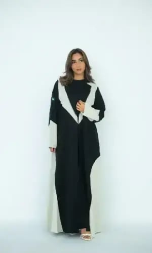 عبايه كريب كتان بيج (رسمية فاخرة) للدوام والمناسبات