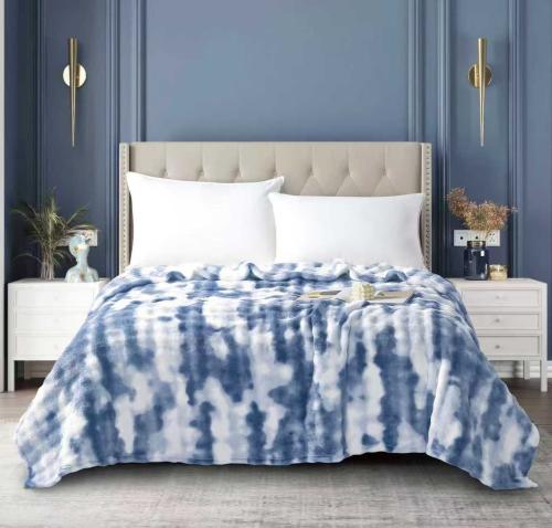 Light velvet blanket for two, 230x200, navy blue