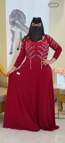 فستان أحمر كلوش كرستال