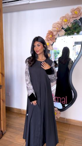 عباية سادة بلمسة رمادية