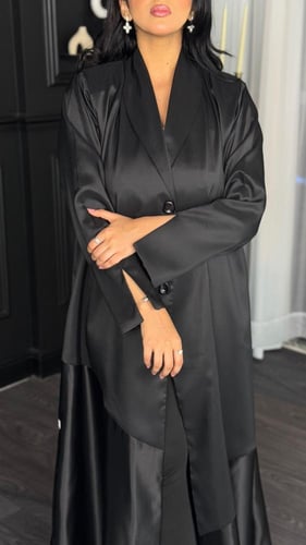 عباية تفته سوداء سادة