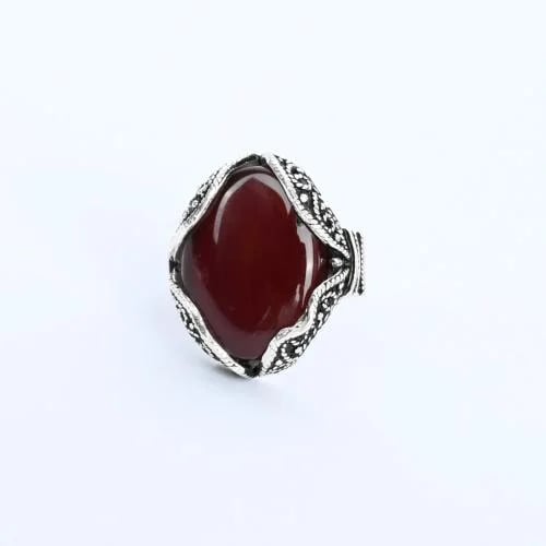 Yemeni agate ring with Najran craftsmanship