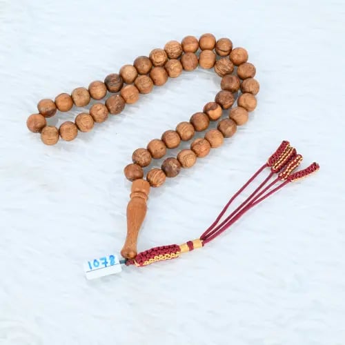 سبحة عود إندونيسي طبيعي 1078