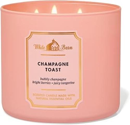 شمعة شامبين توست من باث آند بودي وركس، بثلاث فتلات...