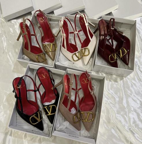 كعب فالنتينو Valentino