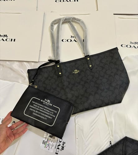 شنطة كوتش COACH